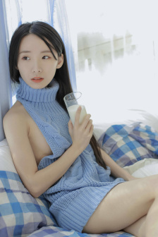 开心美女图片